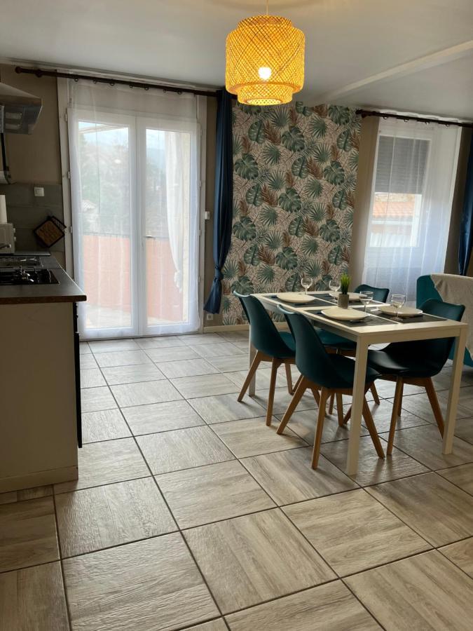 Le Cosy En Coeur De Ville Prades  Exterior photo